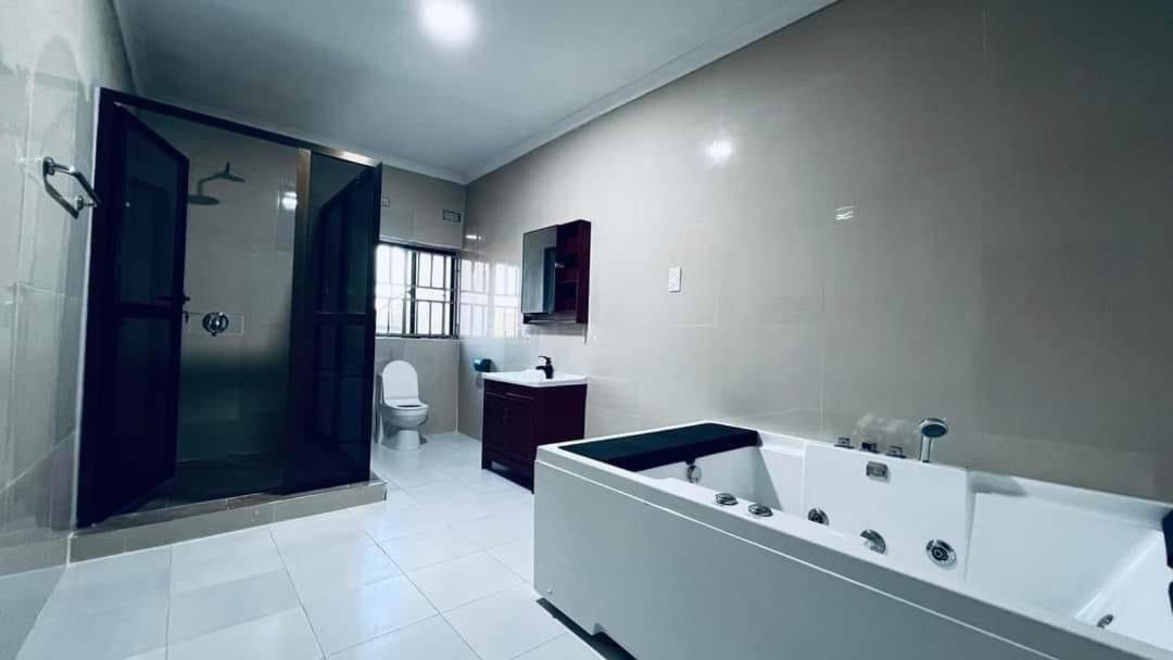 Kasbek Lodge And Tours Lusaka Bagian luar foto