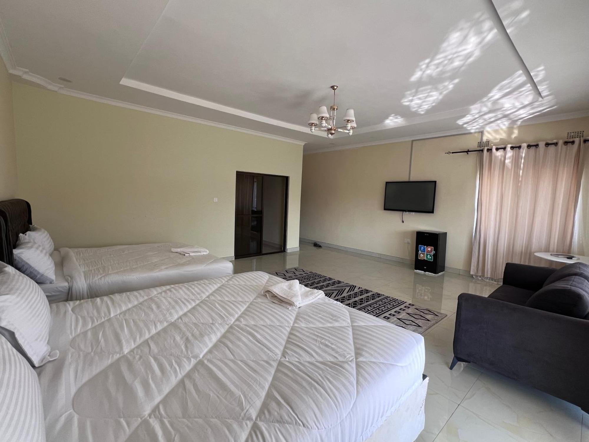 Kasbek Lodge And Tours Lusaka Bagian luar foto
