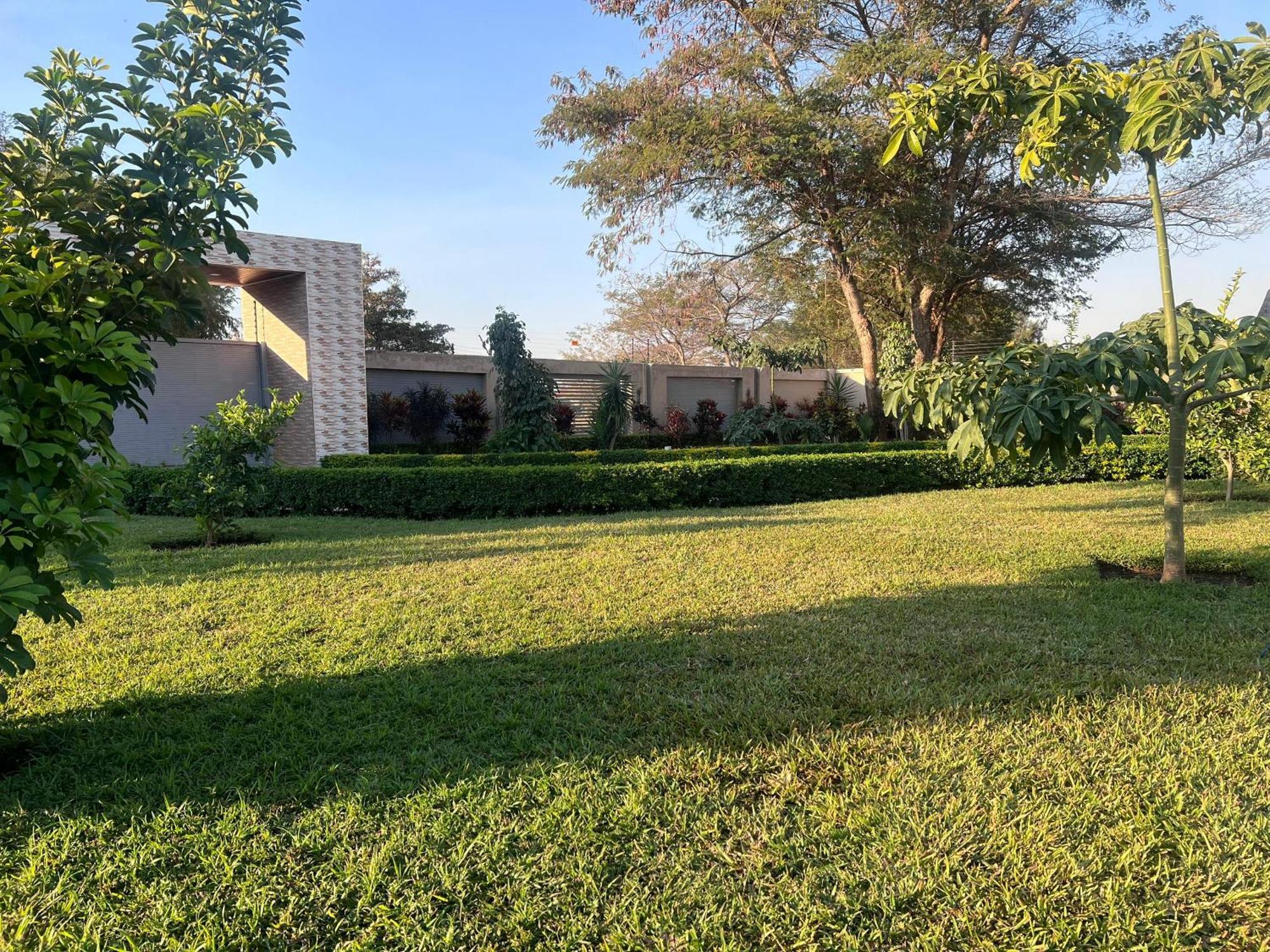 Kasbek Lodge And Tours Lusaka Bagian luar foto