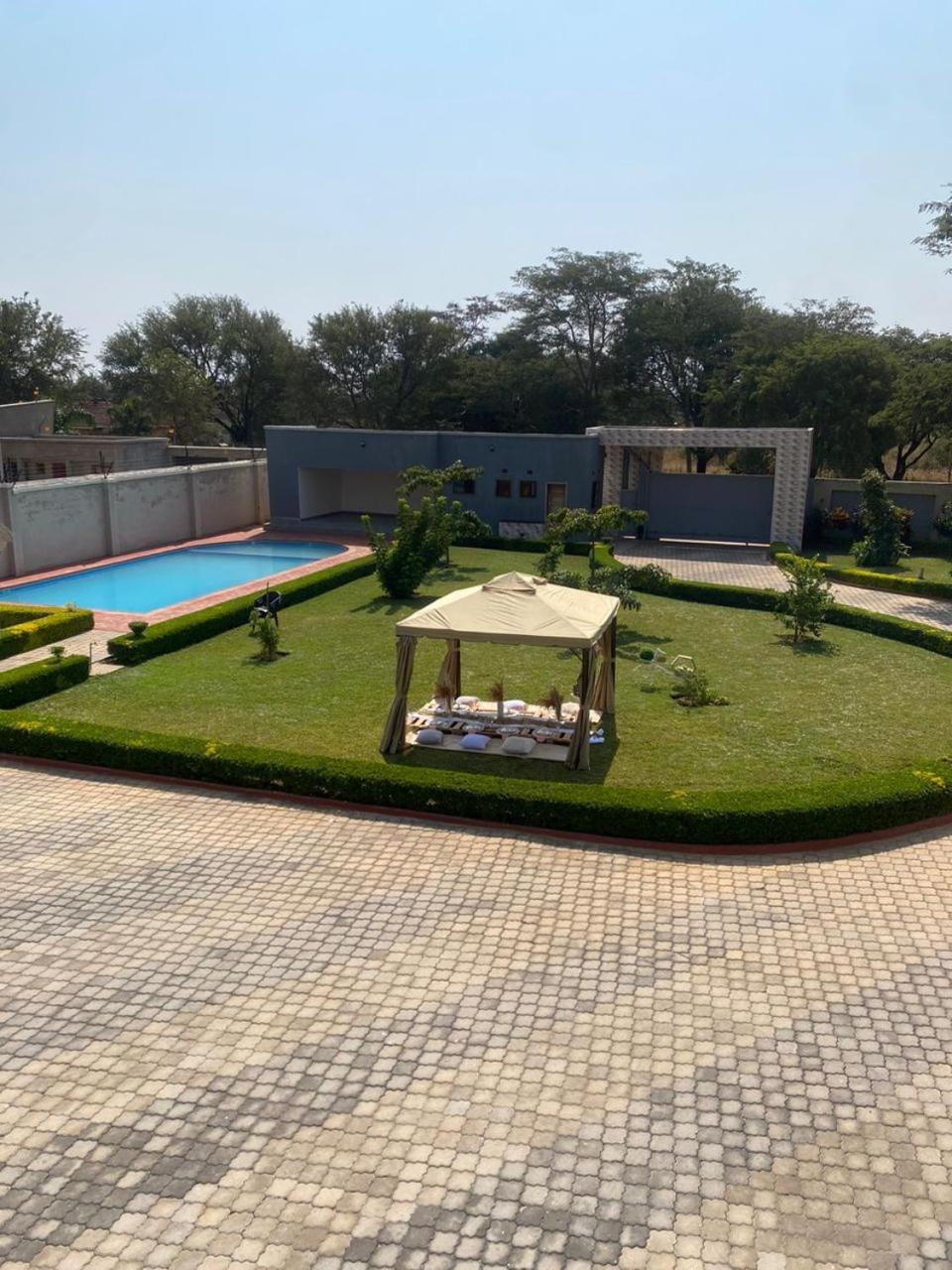 Kasbek Lodge And Tours Lusaka Bagian luar foto