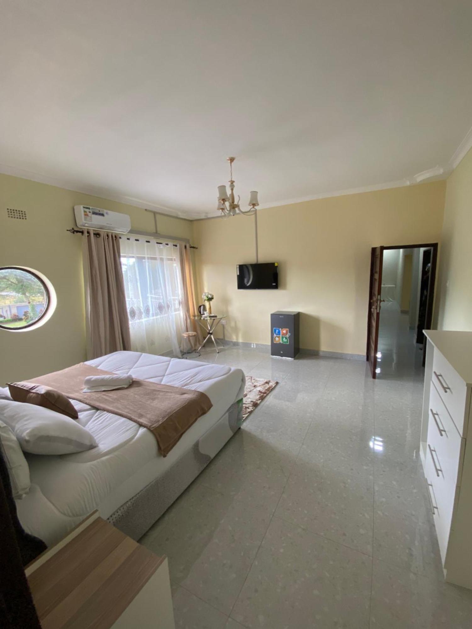 Kasbek Lodge And Tours Lusaka Bagian luar foto