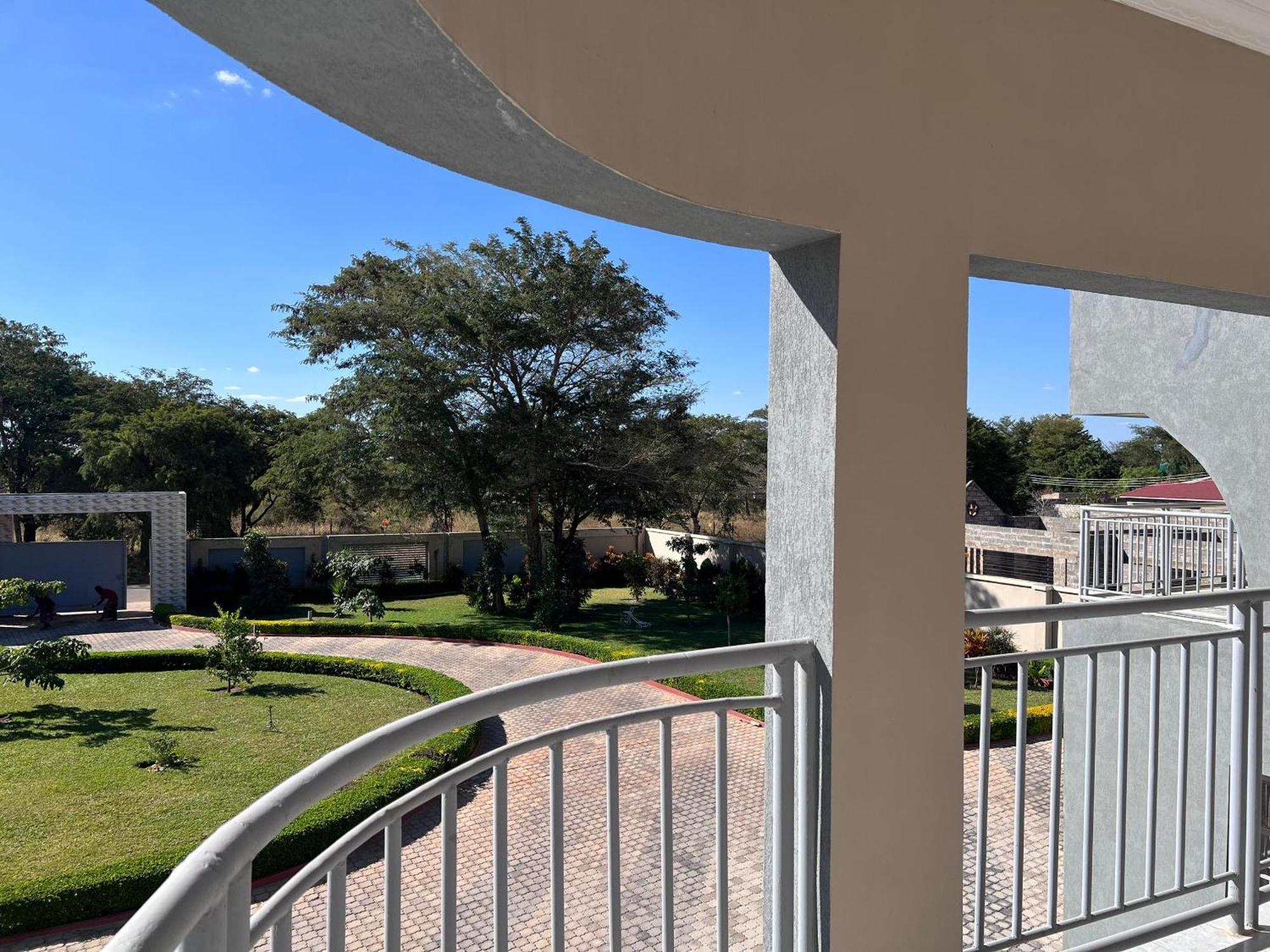 Kasbek Lodge And Tours Lusaka Bagian luar foto