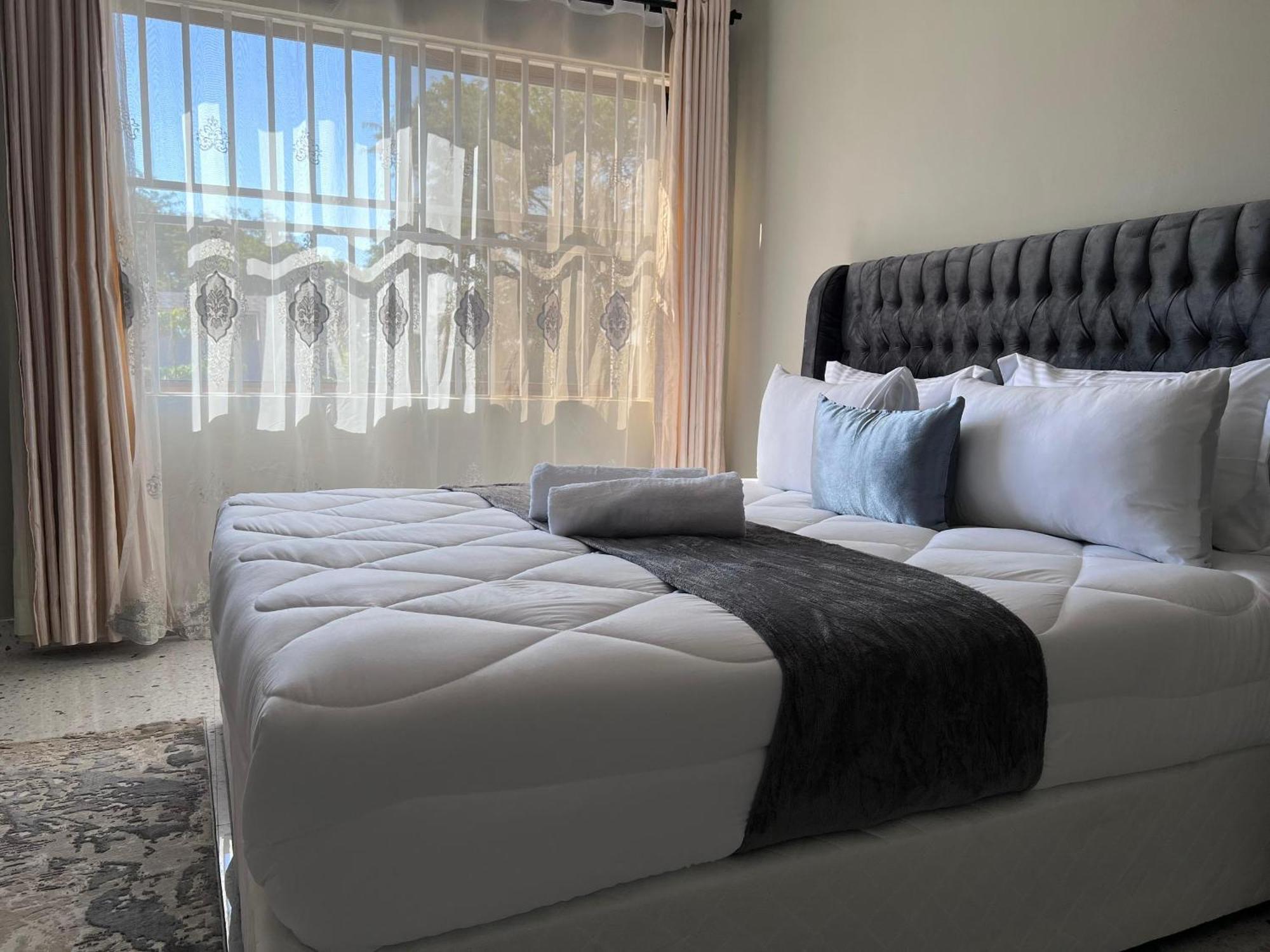 Kasbek Lodge And Tours Lusaka Bagian luar foto